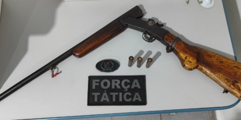 BATAYPORÃ: Polícia Militar prende homem por posse irregular de arma de fogo, sequestro e cárcere privado