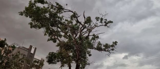 Dourados segue com céu encoberto e alerta de tempestade nesta terça-feira