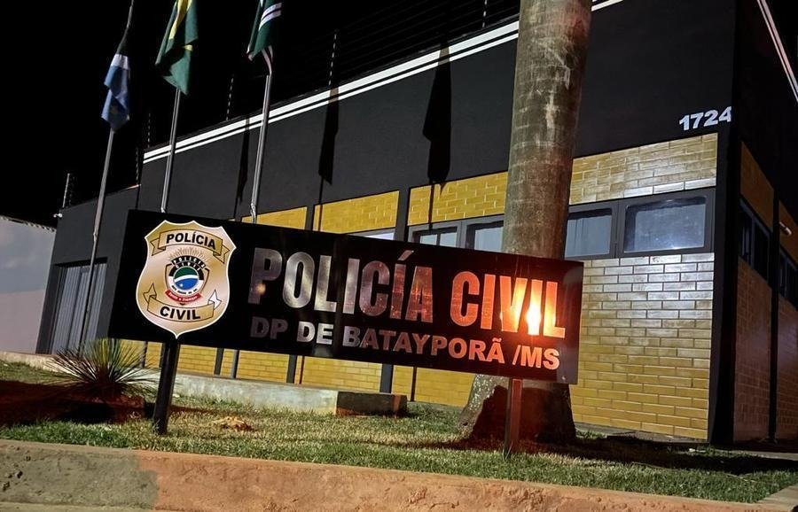 BATAYPORÃ: Idoso ameaça serralheiro com facão por conta de barulho