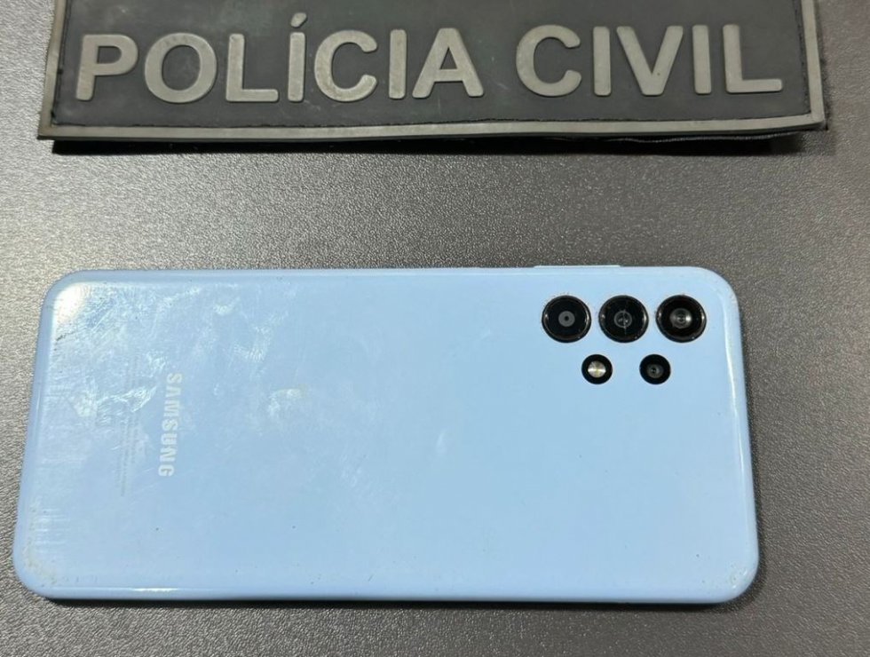 Polícia Civil recupera dois aparelhos celulares furtados, sendo um localizado em Curitiba e o outro em Ivinhema