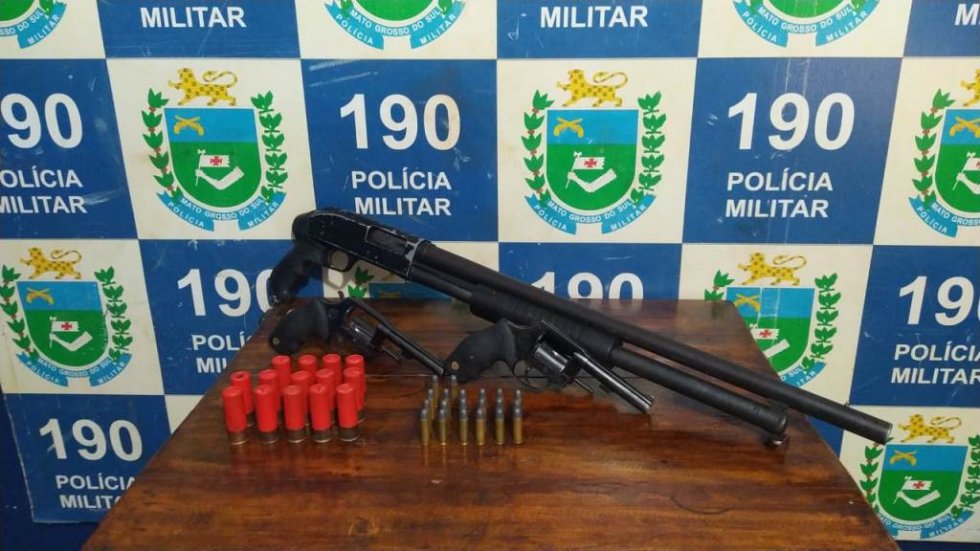 PM prende homem por porte ilegal de arma e perturbação do trabalho em Nova Casa Verde