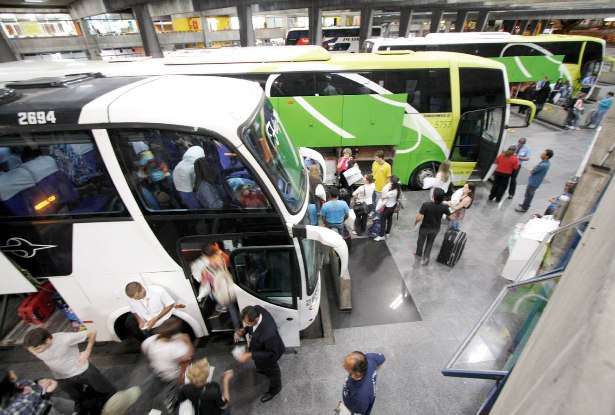 AGEMS alerta sobre risco de transporte clandestino e da dicas para viagem segura no Carnaval