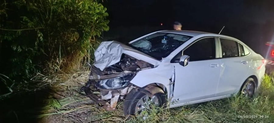 Em MS, acidente com carro oficial que transportava pacientes oncológicos deixa 6 feridos